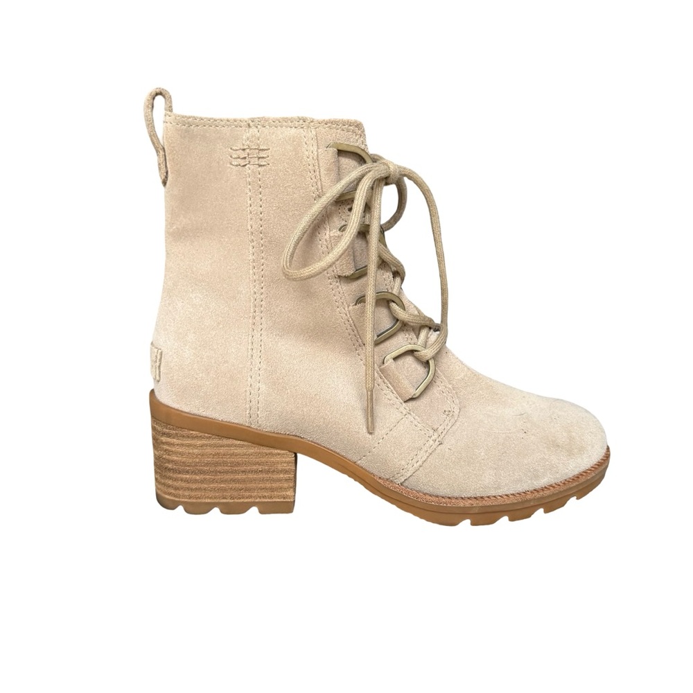 NWOB Sorel Women’s  Cate Lace Up Ankle Boots Sandy Tan Size 6